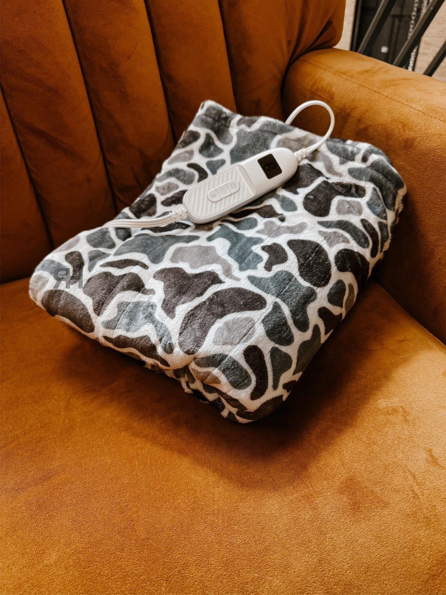 CAMO HEATED BLANKET PREORDER ** read the description **