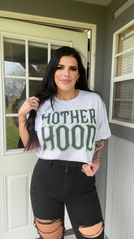 MOTHERHOOD TEE